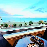 Apartment Breathtaking Beachfront In Makenzy Larnaca